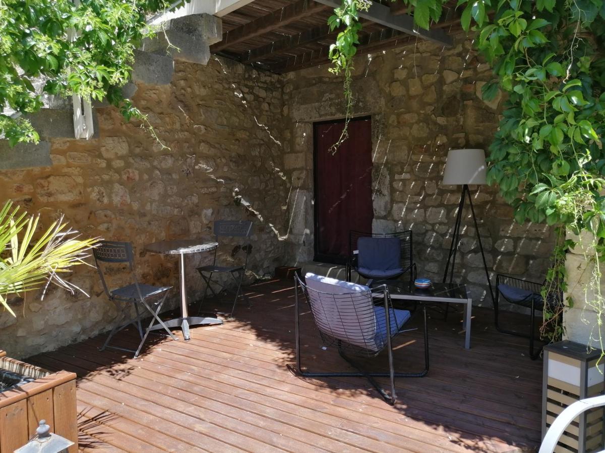 Gite D'Emeline Bourdic Exterior photo